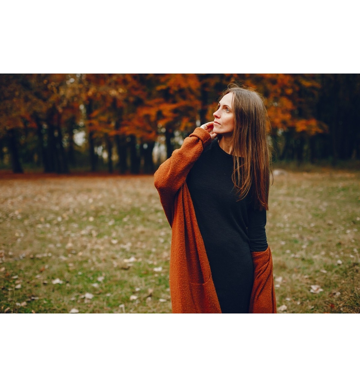 Jesienna garderoba do karmienia – bluzka, bluza czy sukienka?